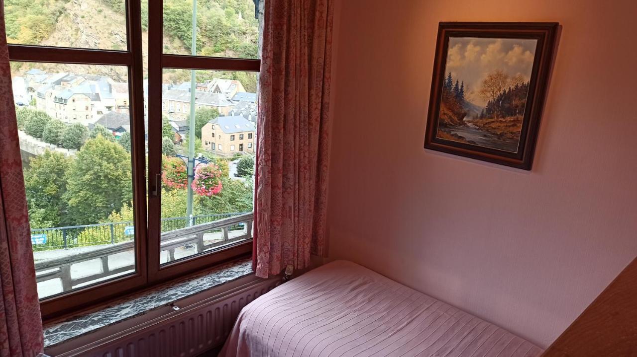 Hotel Le Chalet La-Roche-en-Ardenne Eksteriør billede